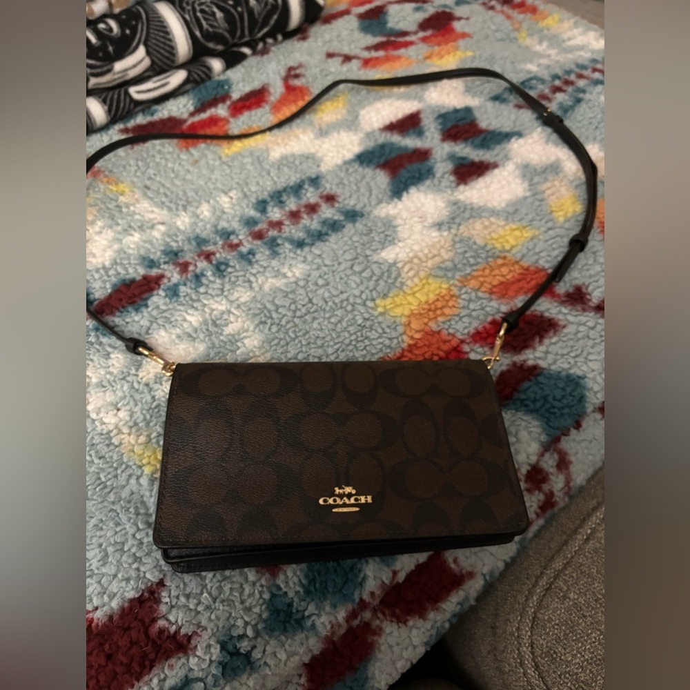 Small Coach Purse w built in wallet